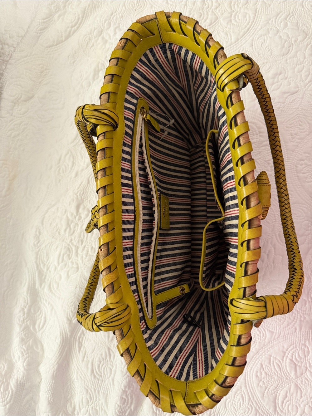 Monsac Woven Tote with GreenTrim and Handles - Picture 5 of 5